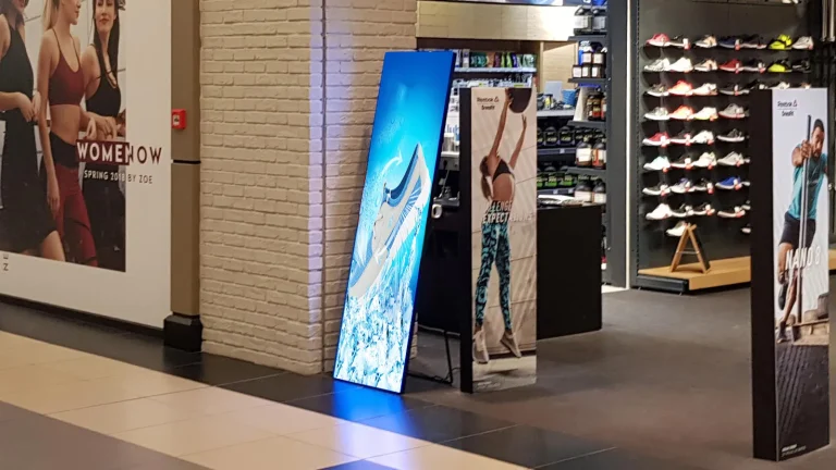 Poster LED - 4