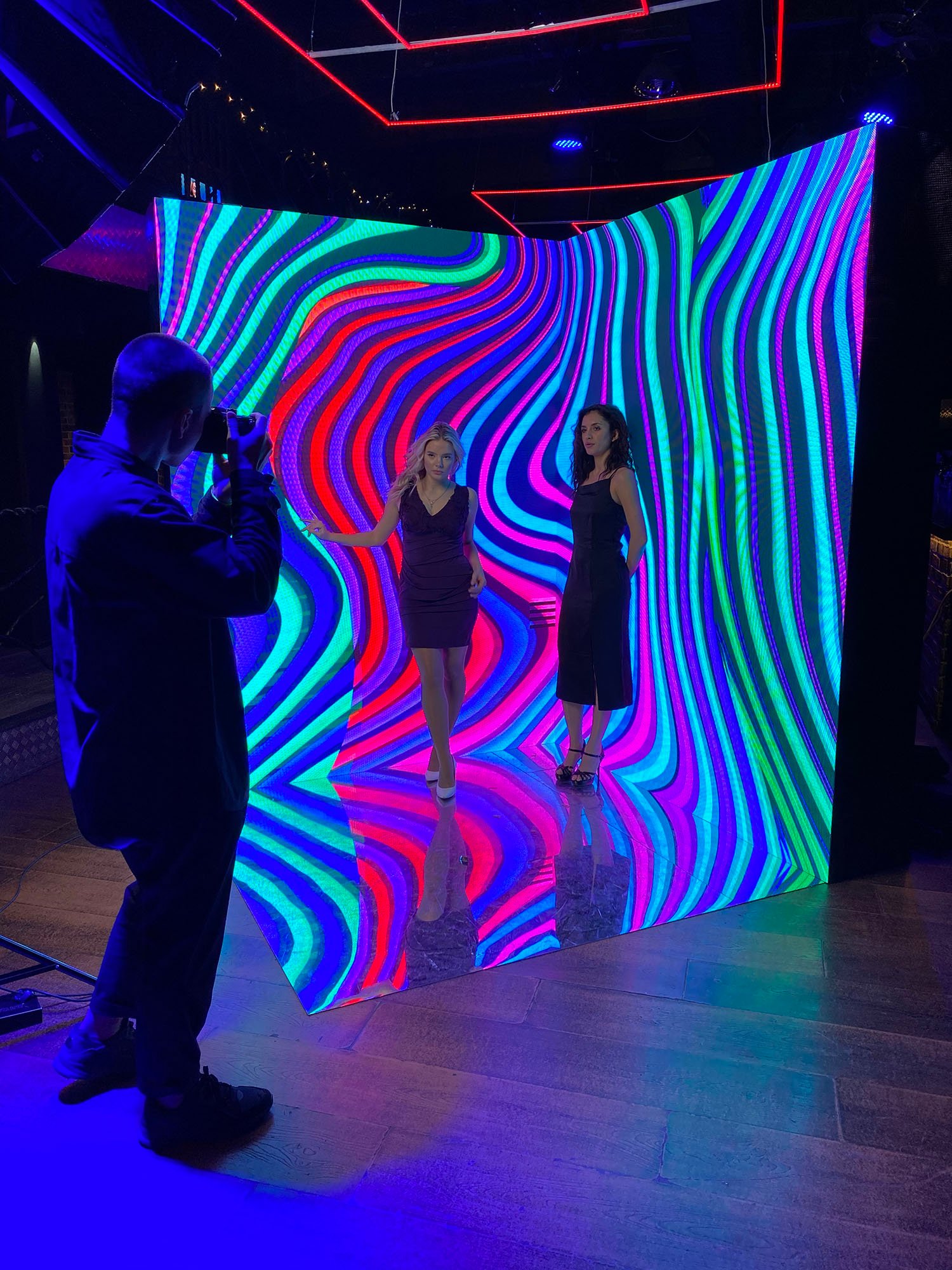 fotoğraf led köşesi kiralama.jpg