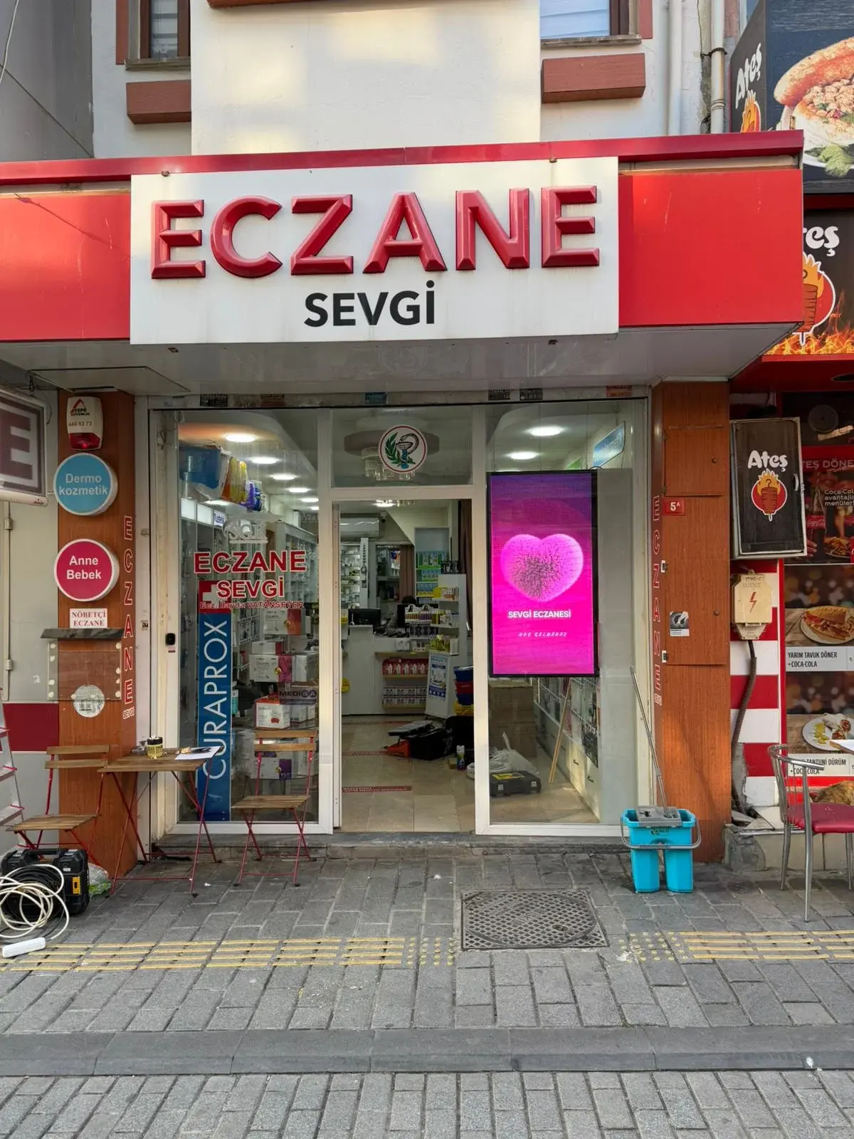 eczane-sevgi-led-ekran