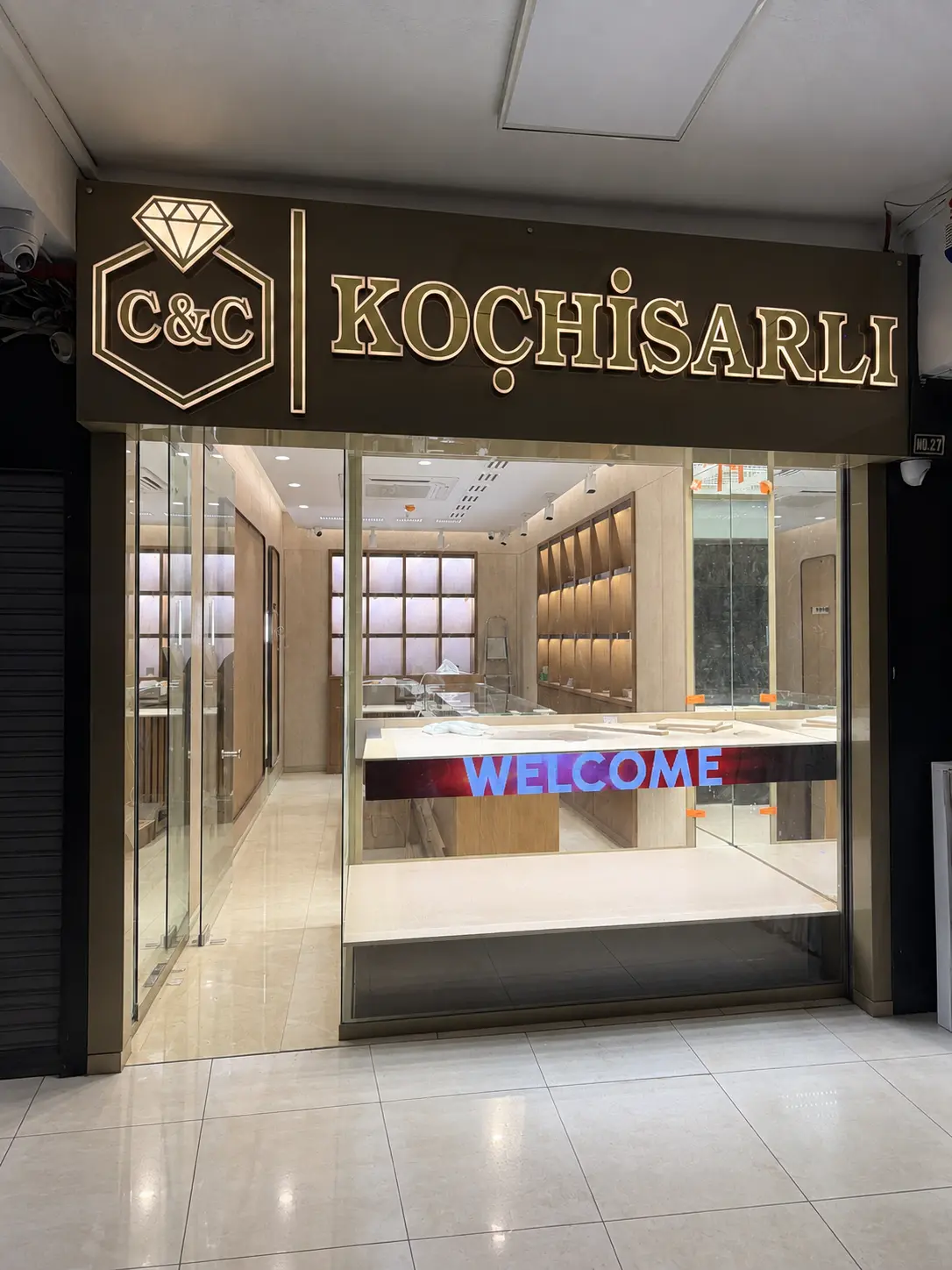Clean Koçhisarlı Jewelry Storefront